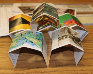 Flat 2D postcards become an amazing vaulted 3D structure!